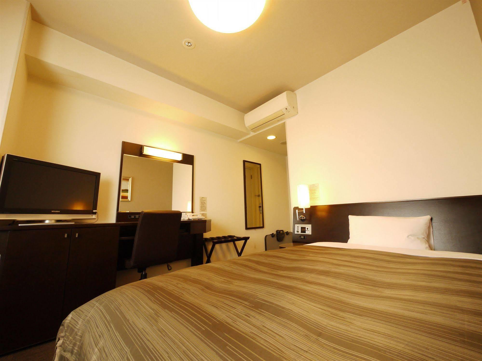 Hotel Route-Inn Shibukawa Екстер'єр фото