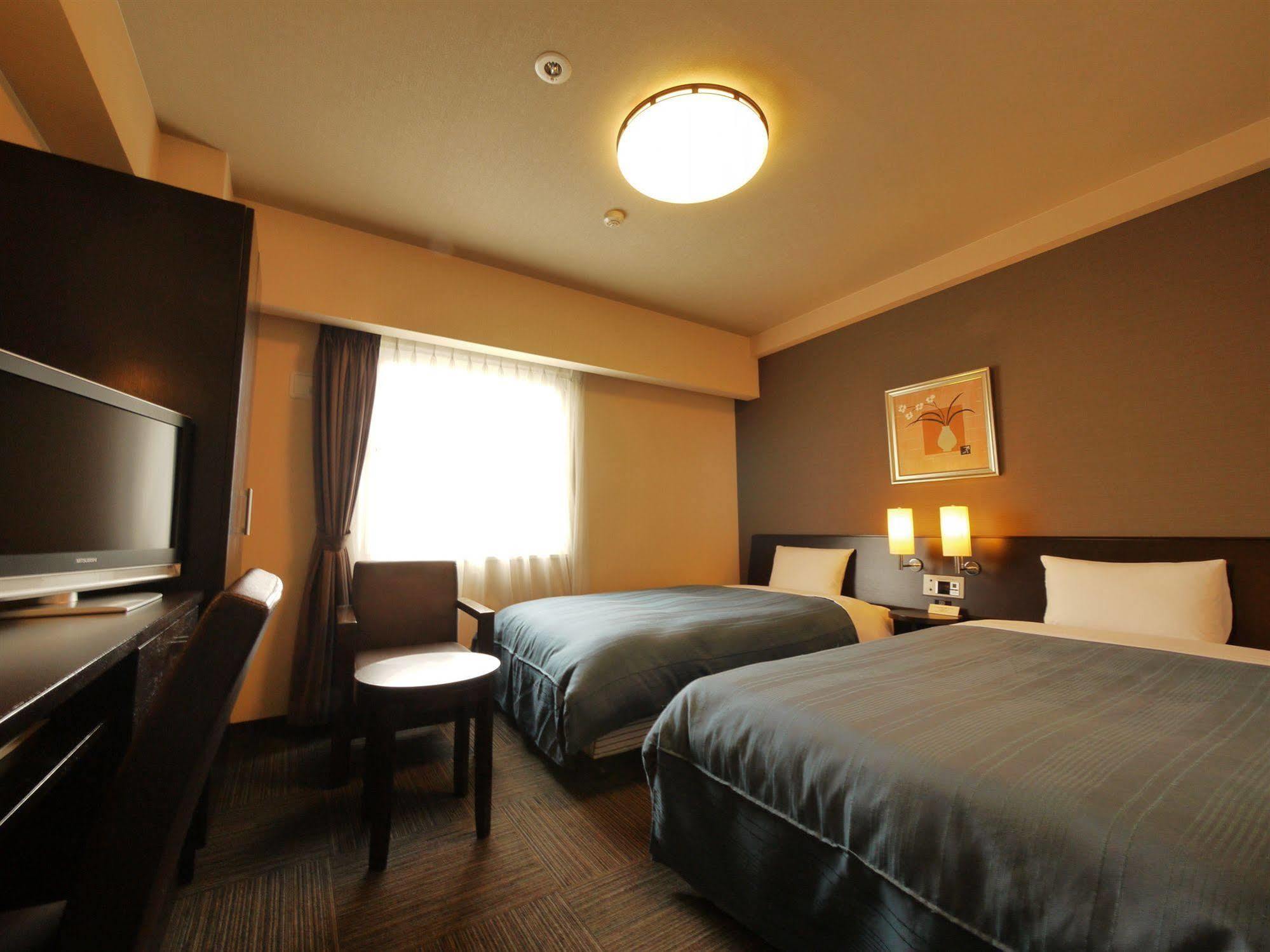 Hotel Route-Inn Shibukawa Екстер'єр фото